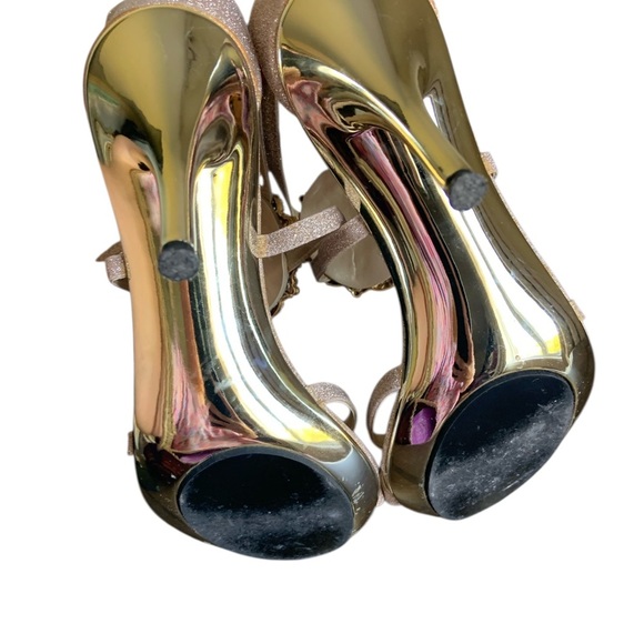 Elegant Gold Glitter Heels with Jewel Embellishments – Size 37 - Picture 4 of 5